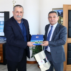 Rektör Acer, Kepez Belediye Başkanı Mutan’ı Ziyaret Etti