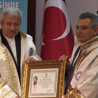 D.Mehmet Doğan’a Fahri Doktora Unvanı Verildi.