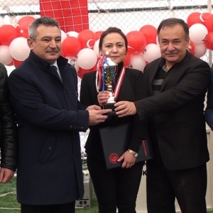 Ezine MYO’da 25. Yıl Futbol Turnuvası Ödül Töreni Gerçekleştirildi